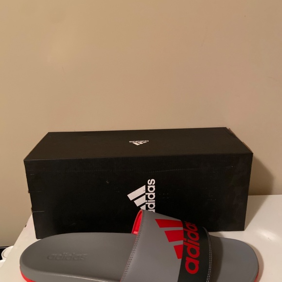 NEW Size 18 adidas men’s slides - Picture 6 of 6